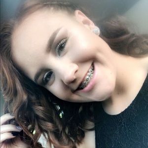 Meet your Posher, Karlee